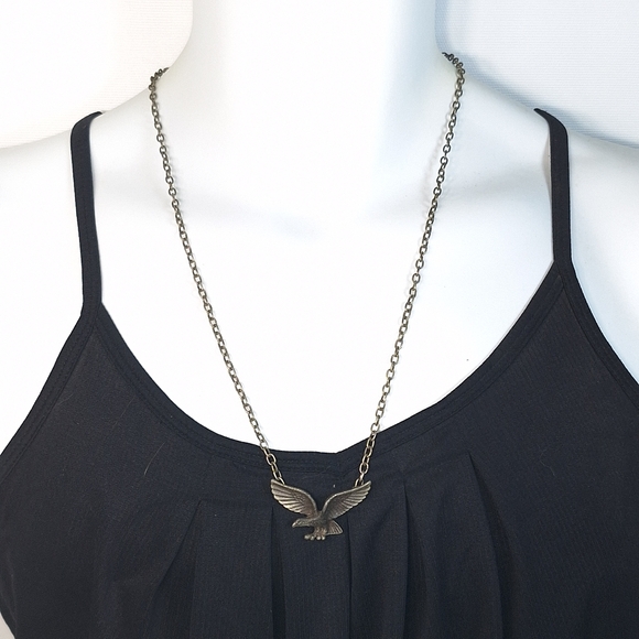 Unisex Pewter Hawk Pendant Chain Link Necklace - Picture 2 of 10